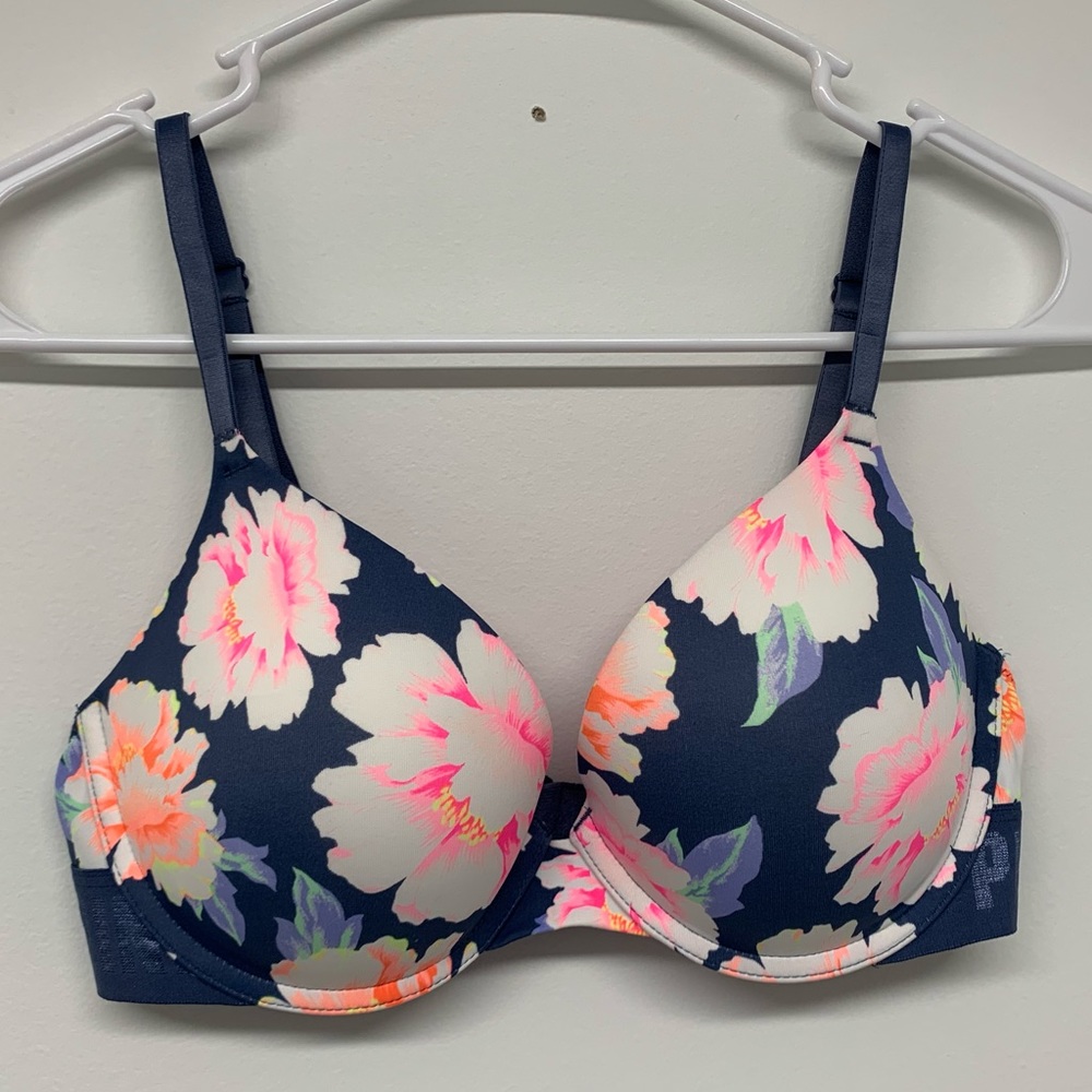 Victoria’s Secret pink wear everywhere pushup bra
